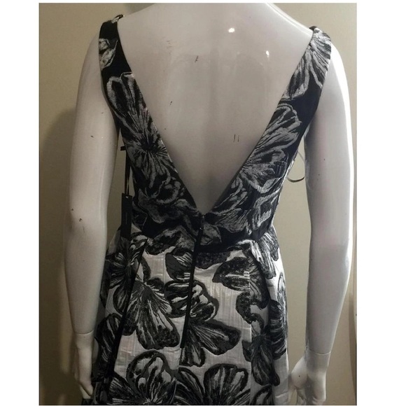 Vera Wang Black and White Floral Cocktail Mini Dress - Picture 3 of 11